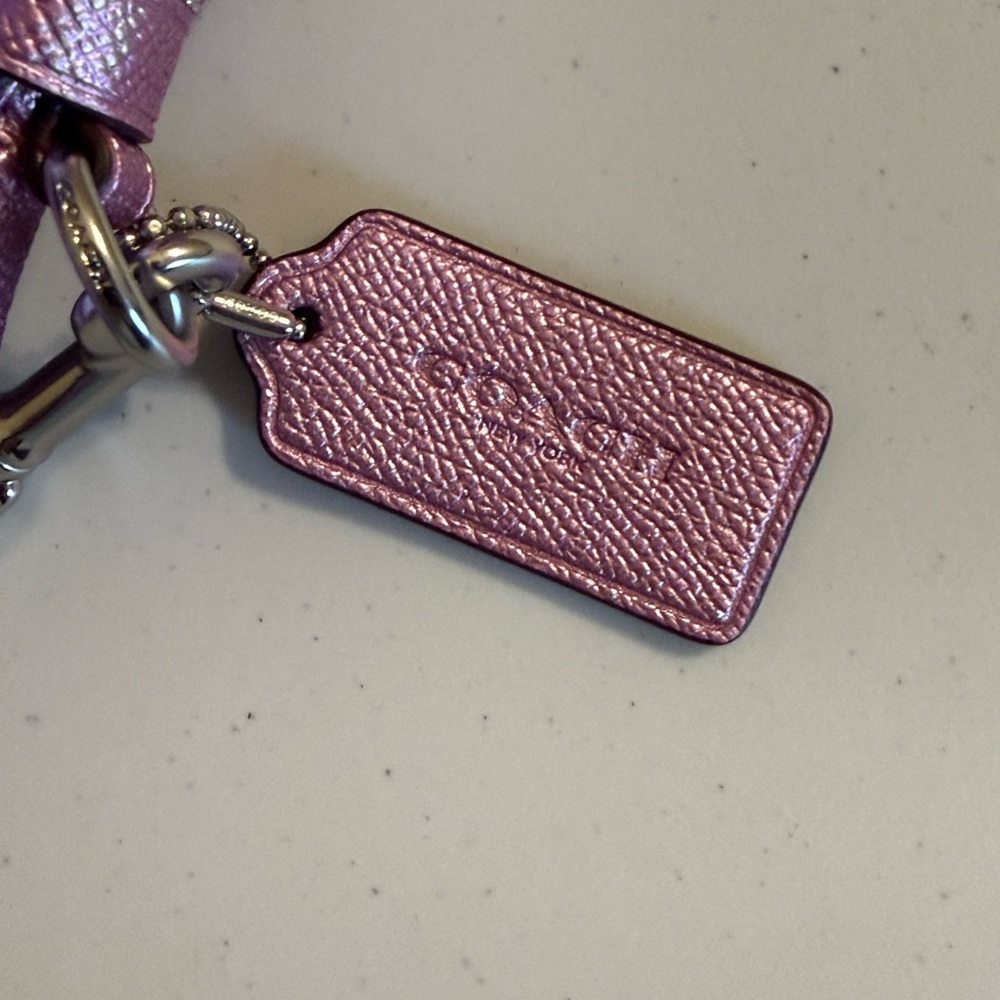 Coach Metallic Pink Heart Crossbody Bag - Picture 3 of 7